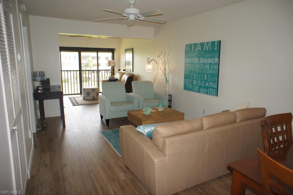 SEVEN LAKES - Residential