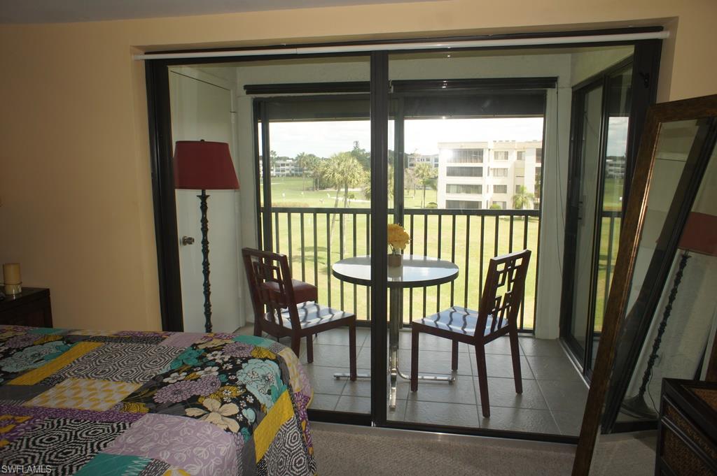 SEVEN LAKES - Residential