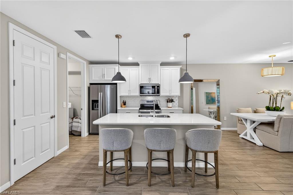 CORAL HARBOR - Residential Lease