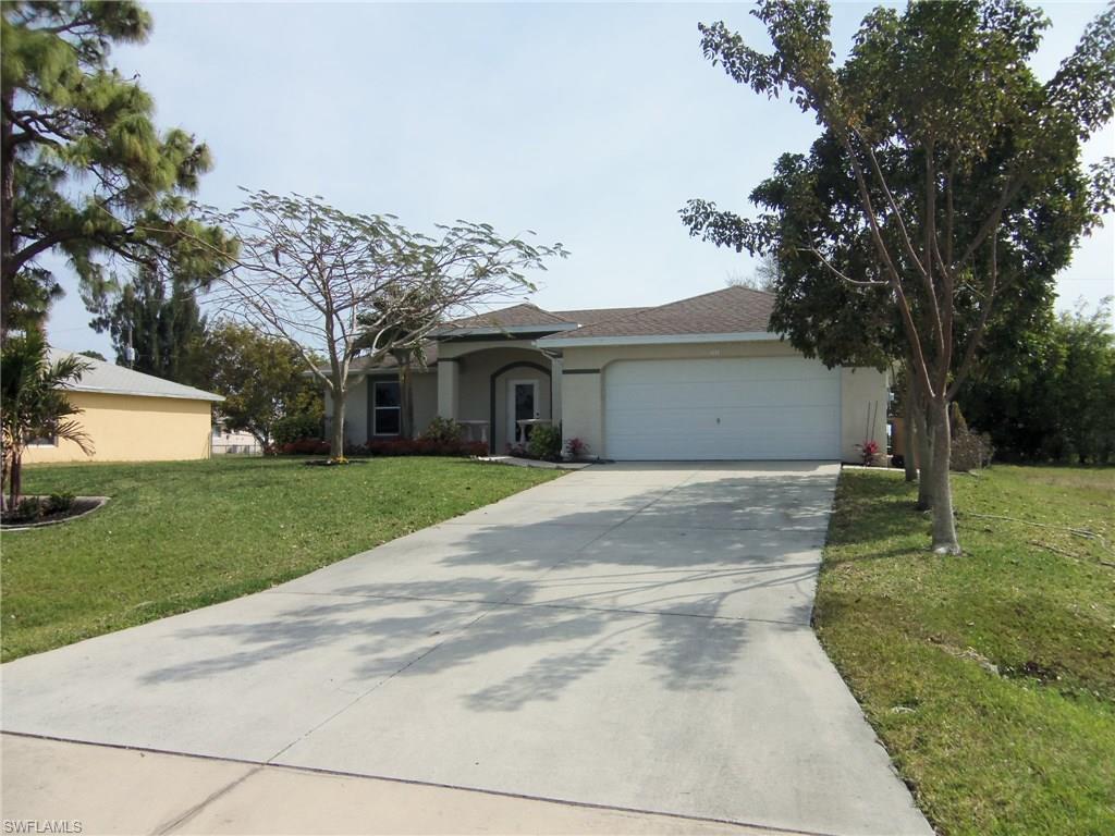 CAPE CORAL - Residential