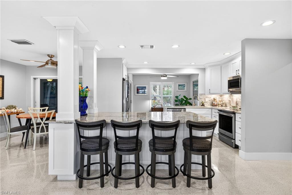 EAST ROCKS - Residential