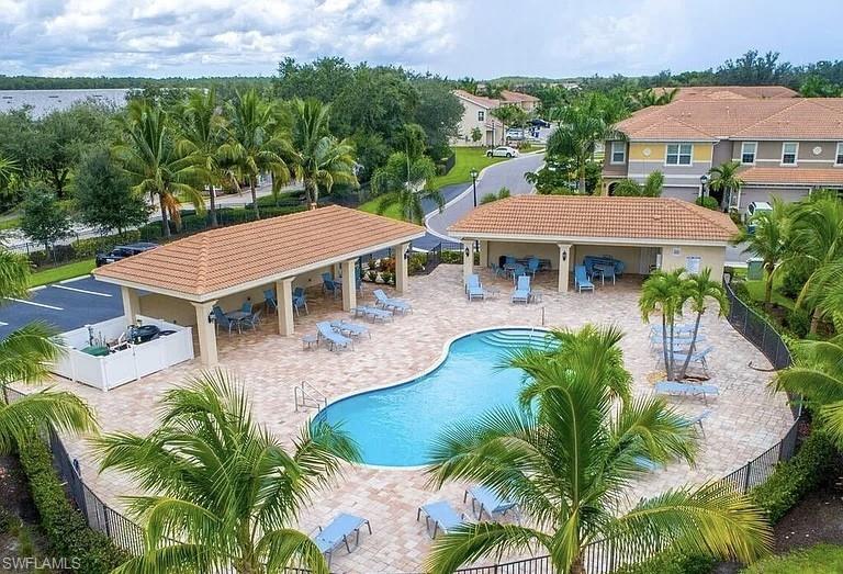 HAMMOCK COVE - Residential Lease