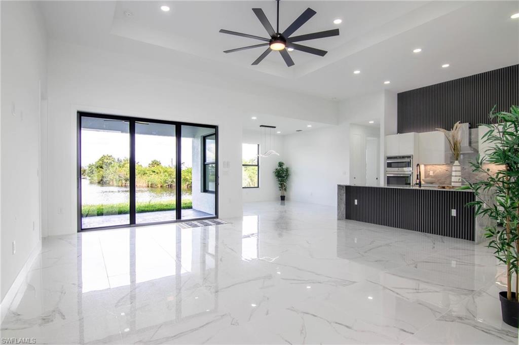 CAPE CORAL - Residential Lease