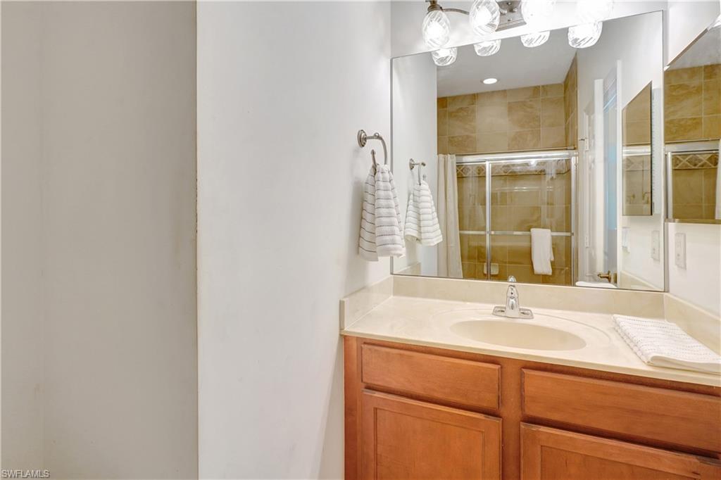 VALENCIA COUNTRY CLUB - Residential