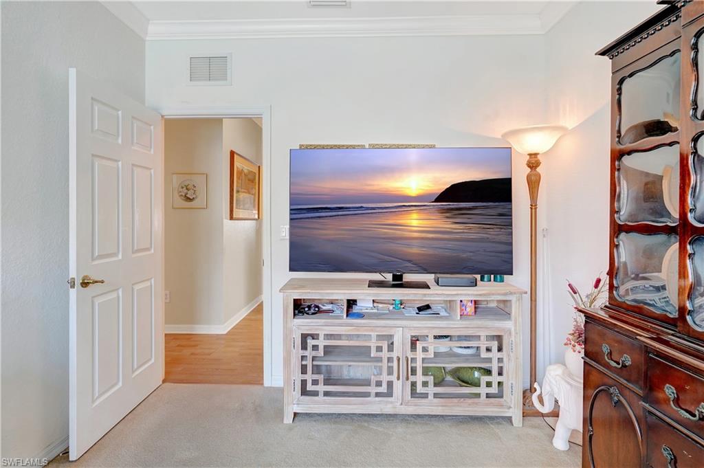 VALENCIA COUNTRY CLUB - Residential