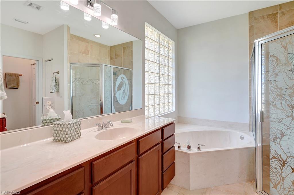 VALENCIA COUNTRY CLUB - Residential