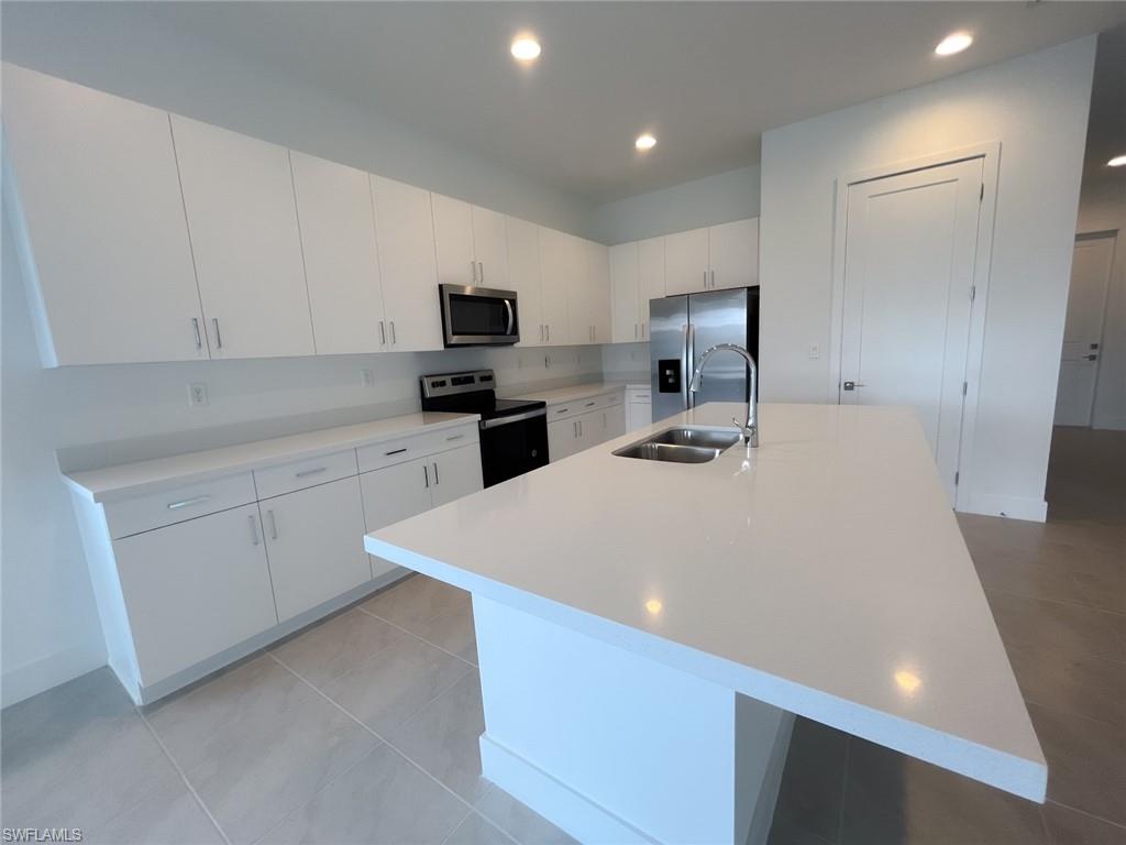 MAPLE RIDGE - Residential