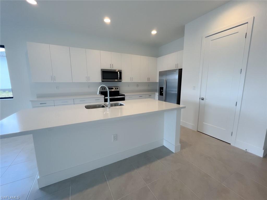 MAPLE RIDGE - Residential