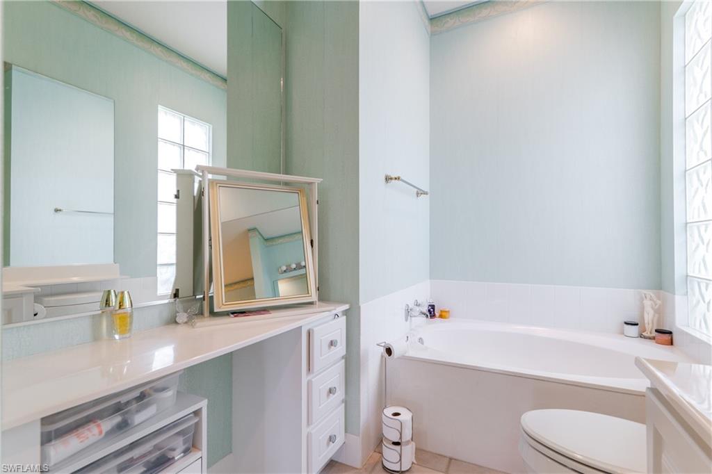 ISLAND WALK - Residential