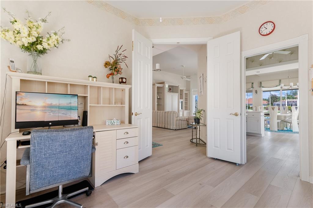 ISLAND WALK - Residential