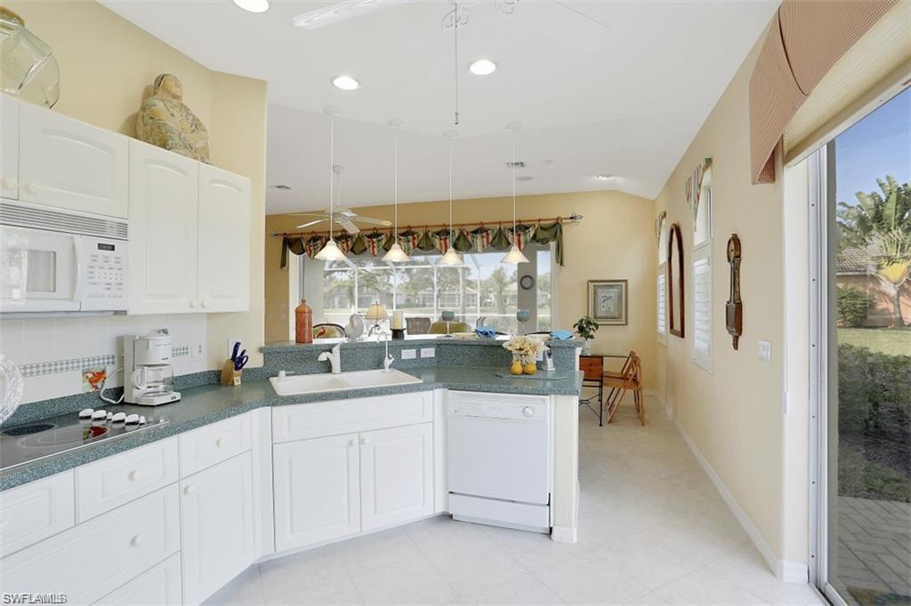 COURTSIDE LANDINGS - Residential