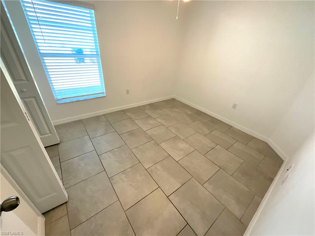 OAKVIEW - Residential Lease