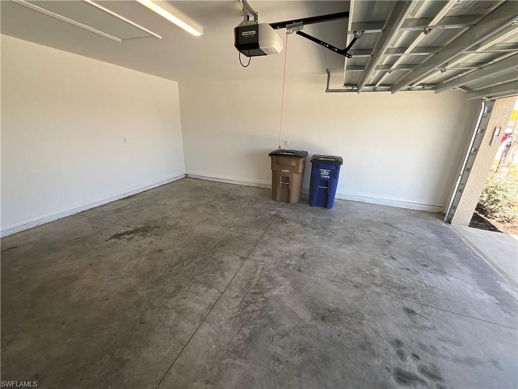 OAKVIEW - Residential Lease