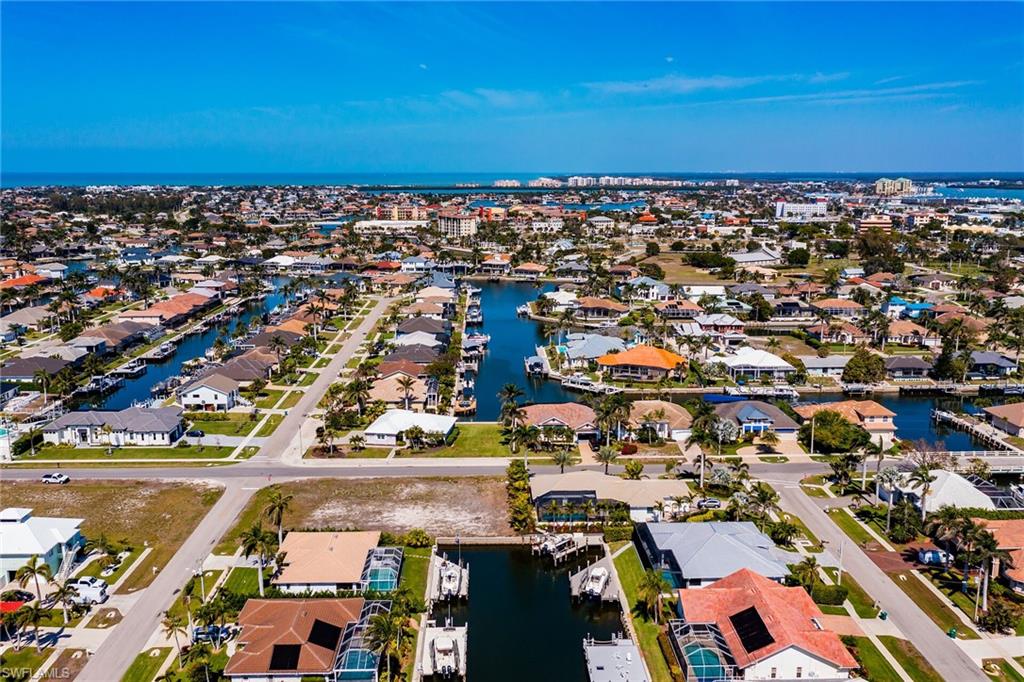 MARCO ISLAND - Residential