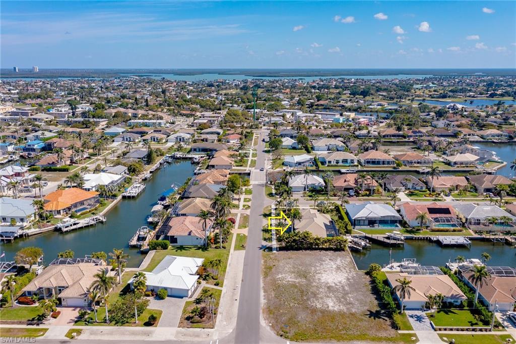 MARCO ISLAND - Residential