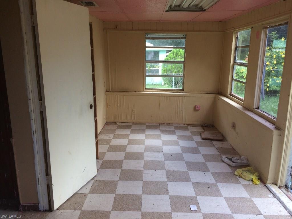 CALOOSAHATCHEE HEIGHTS - Residential