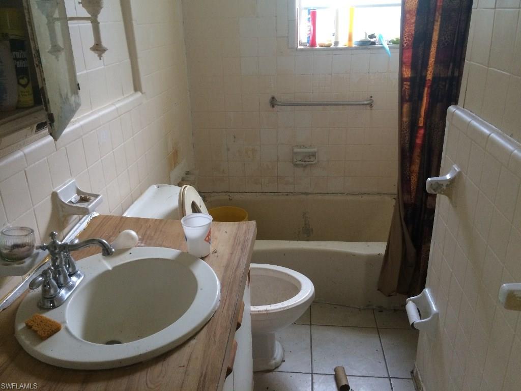 CALOOSAHATCHEE HEIGHTS - Residential