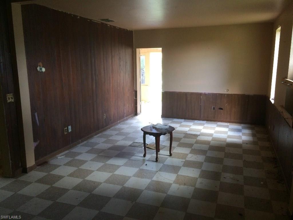 CALOOSAHATCHEE HEIGHTS - Residential