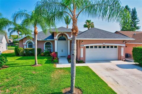 A home in NAPLES