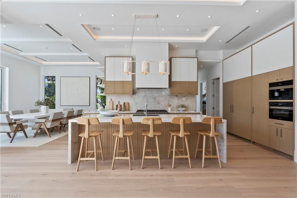 AQUALANE SHORES - Residential