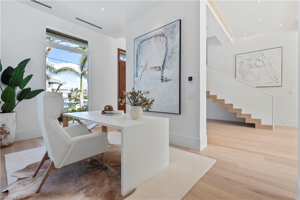 AQUALANE SHORES - Residential