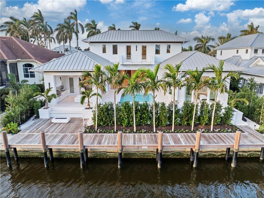 AQUALANE SHORES - Residential