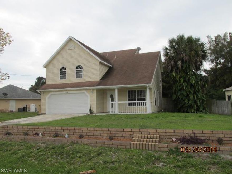 Well maintained 2 story Home in SW Cape Coral.  3 Bedrooms, 2 1/2 baths, Living room and very large Kitchen & family area. Great fenced in back yard with large "live Oak Tree" with lots of shade for the pickneck table that already there and setting on a brick paved patio.  This is a property you will love to see!