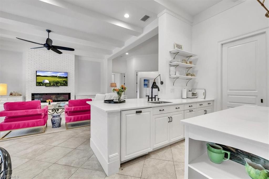 RIVER POINT - Residential