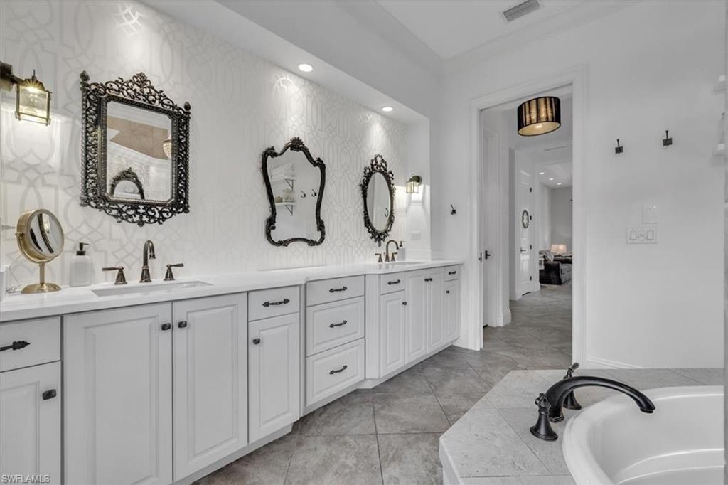 RIVER POINT - Residential