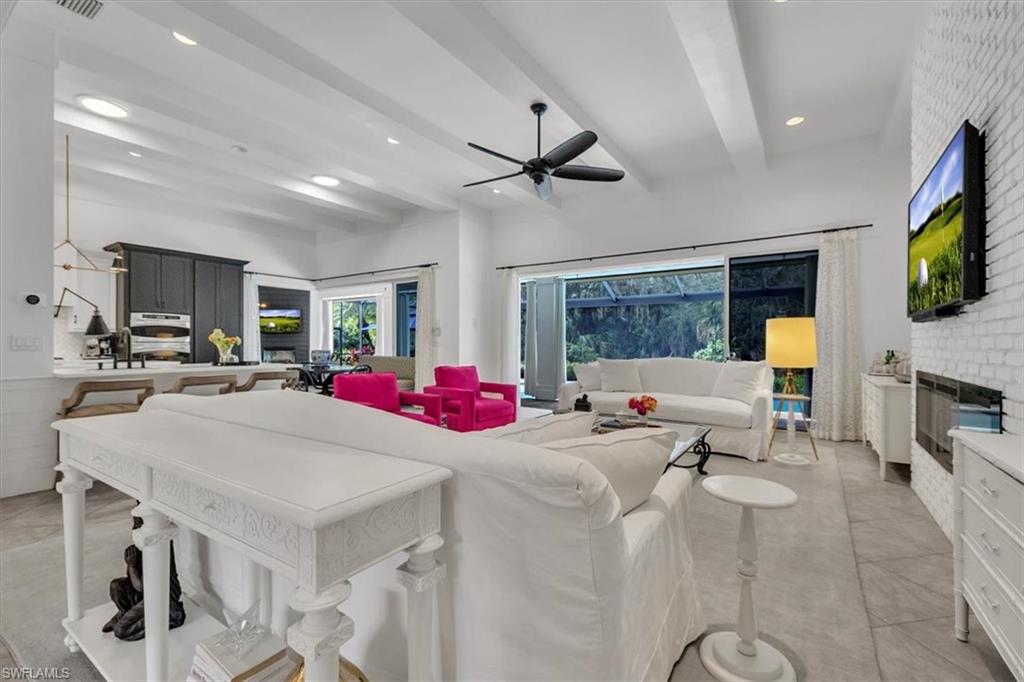 RIVER POINT - Residential