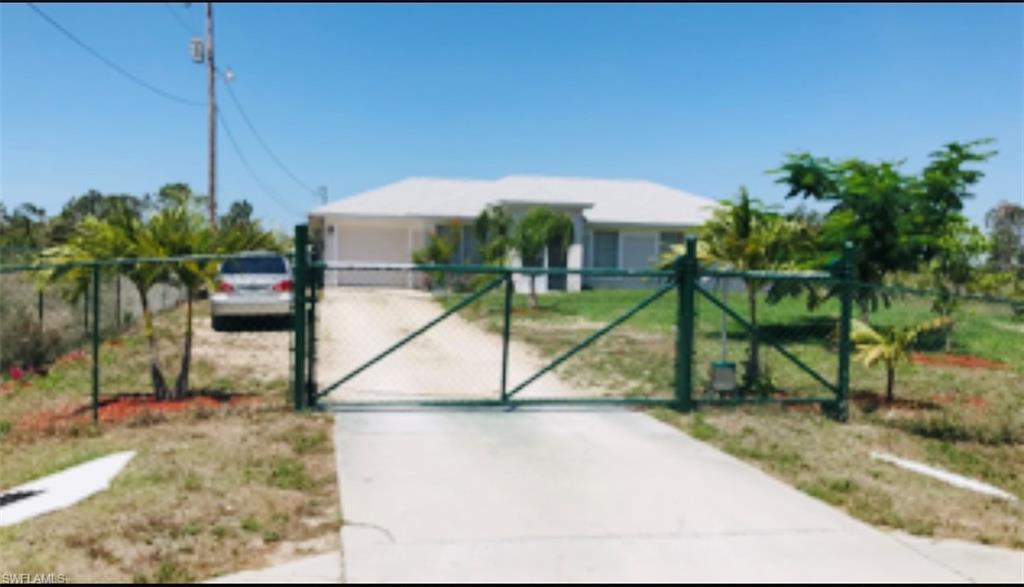 GOLDEN GATE ESTATES - Residential