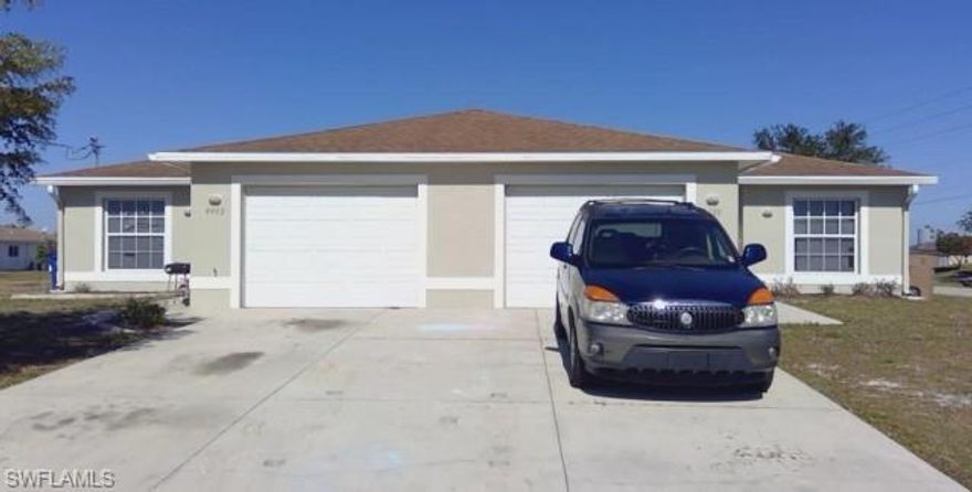 3 bedroom/2 bathroom/1 car garage duplex located on a corner lot, and it is the corner unit. Tile throughout with a spacious living area. Lawn and salt service included with the rent. Call today to schedule your viewing. APPLIANCES INCLUDED: Fridge, range, microwave, washer, and dryer hook up PARKING: 1 Car Garage/Driveway (no parking in the grass) PET RESTRICTIONS: With approval. GENERAL REQUIREMENTS: Applicants must be move in ready within 3 weeks + Application fee is $75 per adult + Each applicant must have a minimum of 580 credit score + Combined monthly at least 2.5x the rent amount + Subject to Credit and Eviction searches + Security Deposit may range from one month's rent to two month's rent, based on good credit and rental history at owners discretion + In addition to the rent, we require renters insurance that we can provide for $15 per month + All information provided is considered reliable, however not guaranteed and is subject to change.