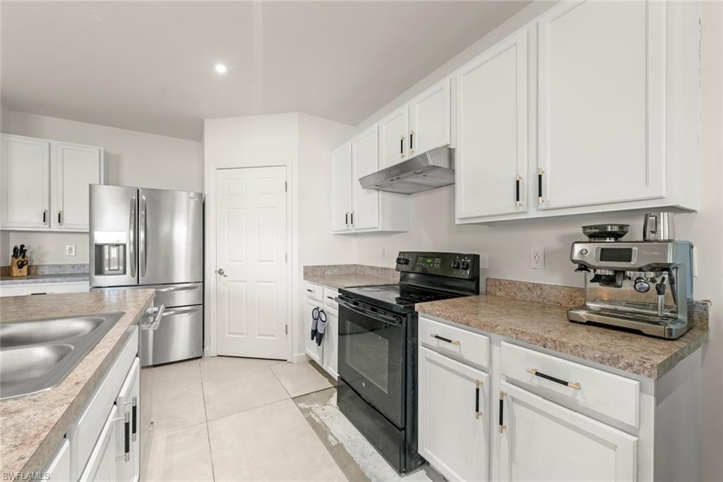 SUN VILLAGE ESTATES - Residential