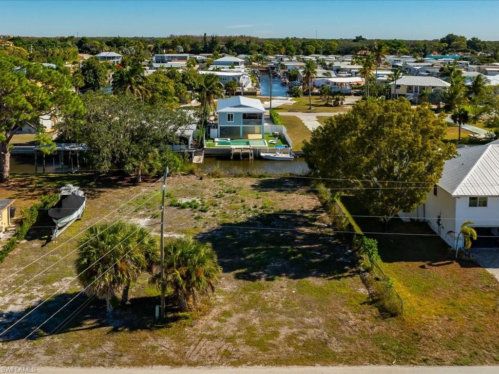 ESTERO BAY SHORES - Land