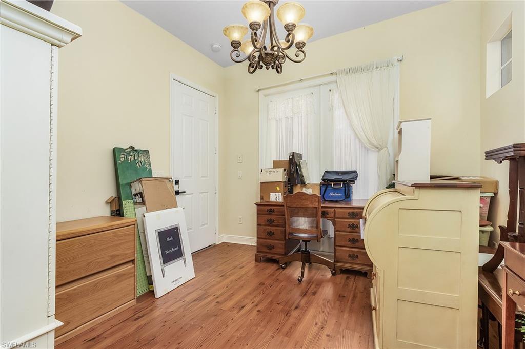 BELL TOWER PARK - Residential