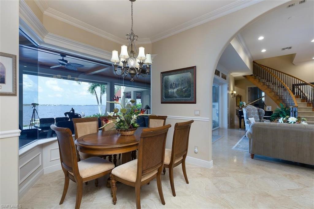 EDGEWATER - Residential