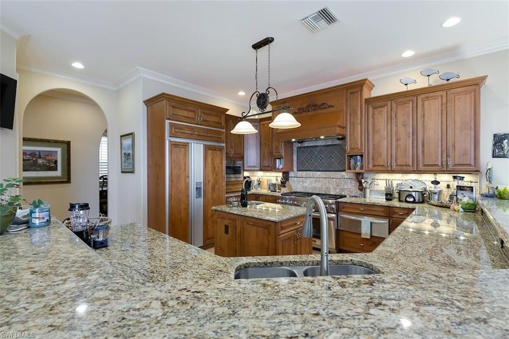 EDGEWATER - Residential