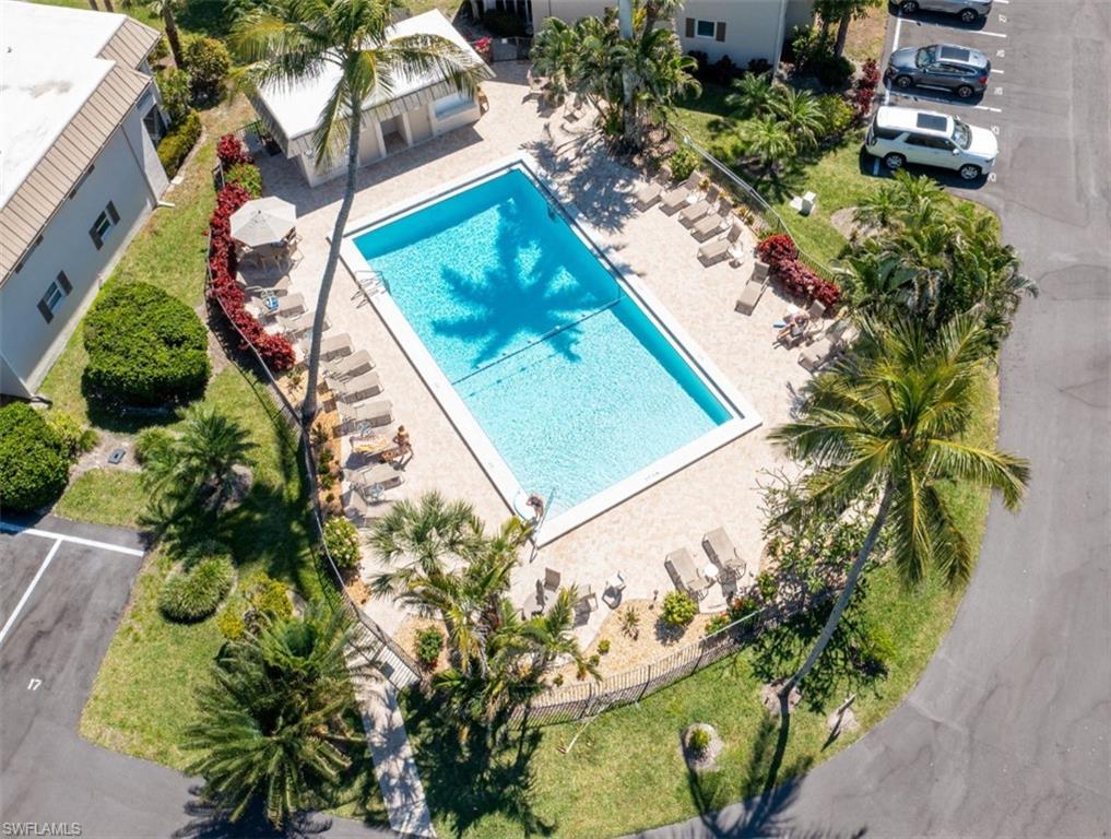 ROYAL BAY VILLAS - Residential