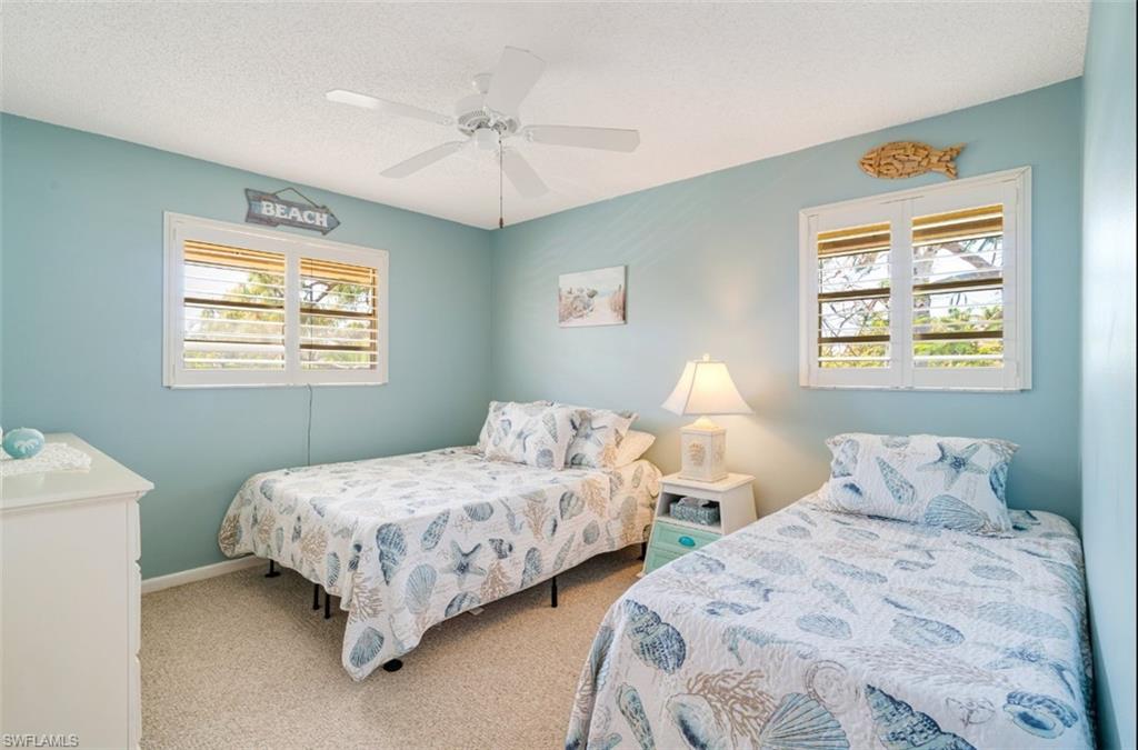 ROYAL BAY VILLAS - Residential