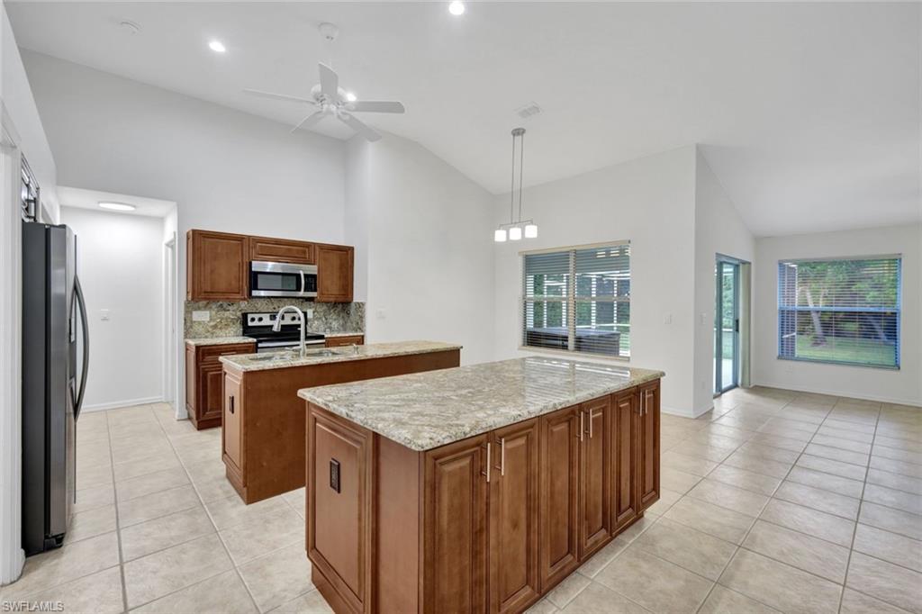 BERKSHIRE LAKES - Residential