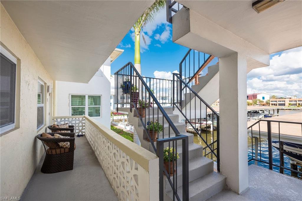 MARINA MANOR - Residential