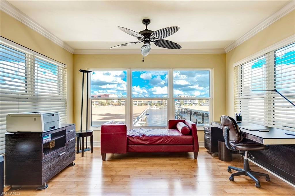 MARINA MANOR - Residential