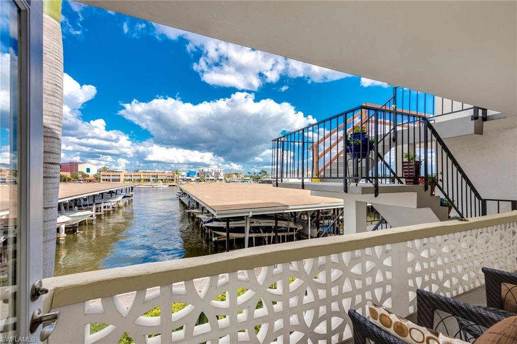 MARINA MANOR - Residential