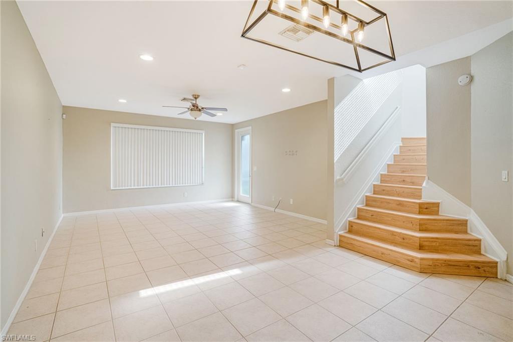 COLONNADE AT FORUM - Residential