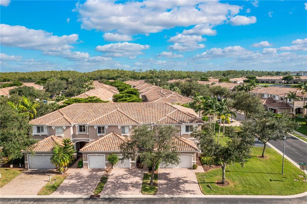 COLONNADE AT FORUM - Residential