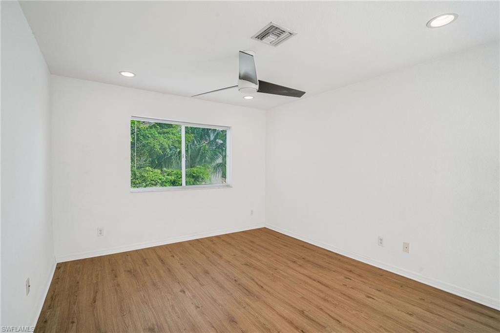 COLONNADE AT FORUM - Residential