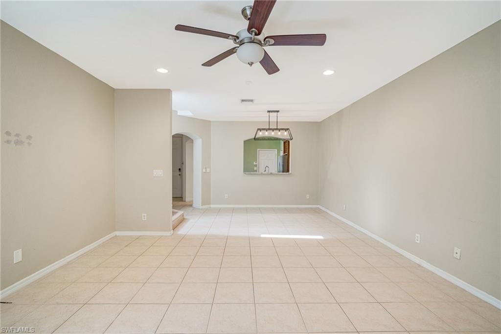 COLONNADE AT FORUM - Residential