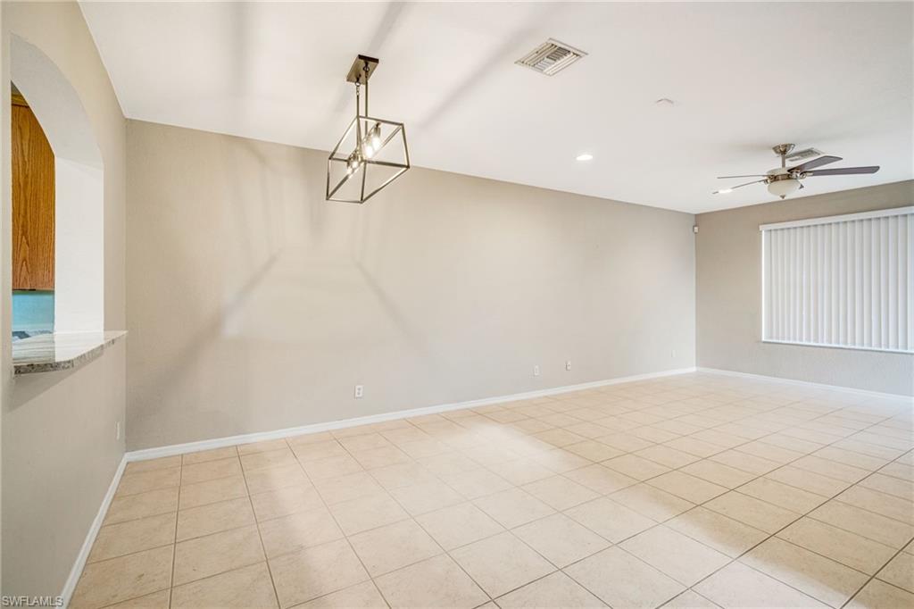 COLONNADE AT FORUM - Residential