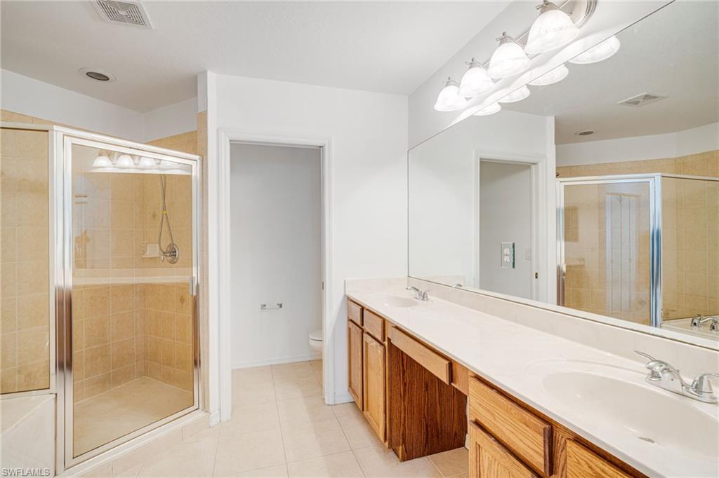 COLONNADE AT FORUM - Residential