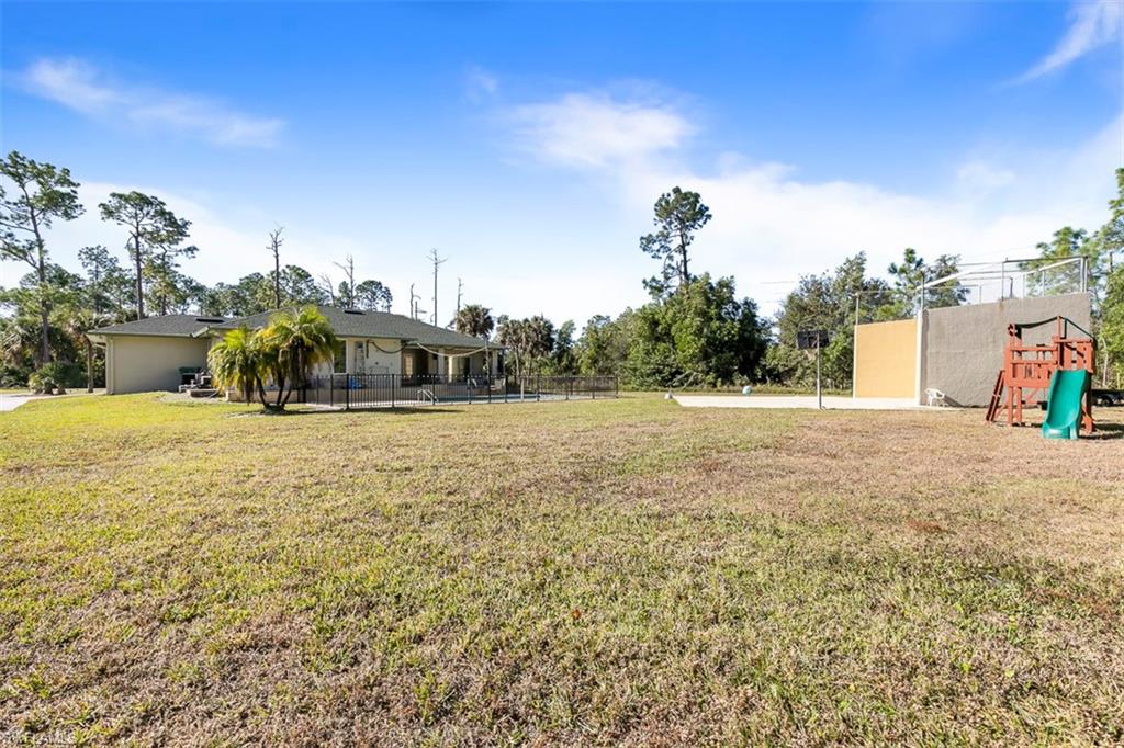 GOLDEN GATE ESTATES - Residential